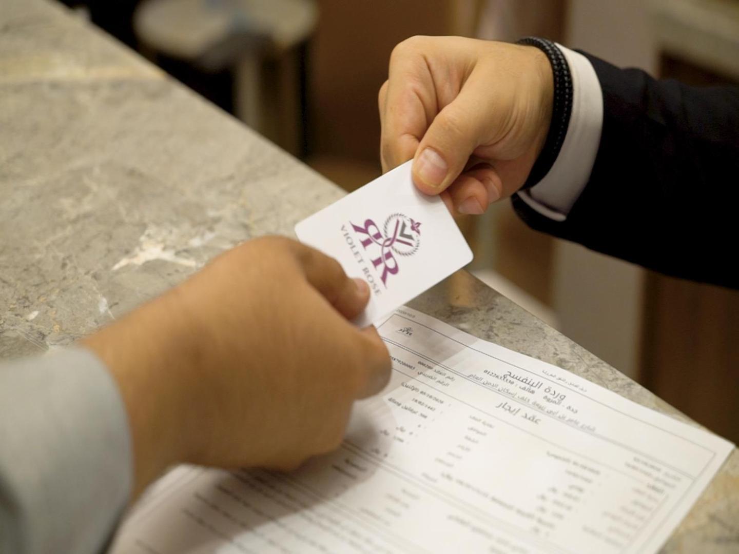 Violet Rose Aprit Hotel 吉达 外观 照片